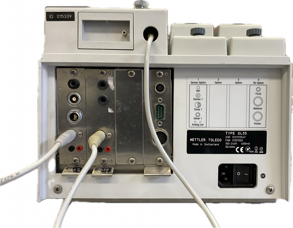 Mettler DL55 Titrator mit 2 Büretten 10 & 20ml , KF Aufsatz, Stirrer, etc.